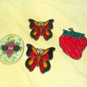 VTG GLASS SUNCATCHERS SET OF 4